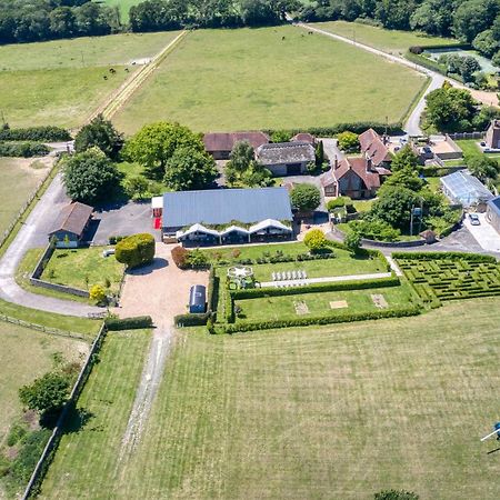Old Selden Farm B&B Clapham  Экстерьер фото