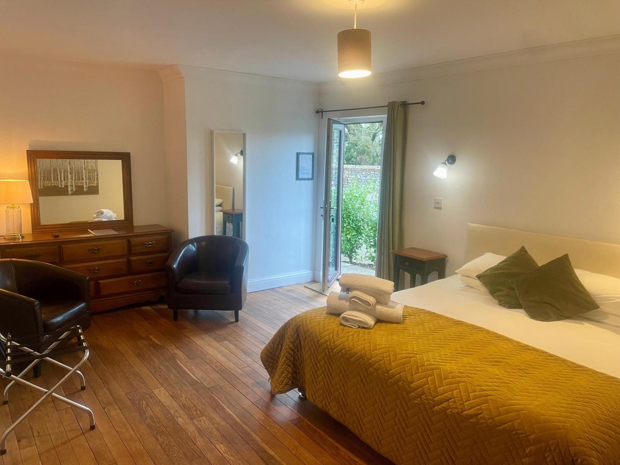 Old Selden Farm B&B Clapham  Экстерьер фото