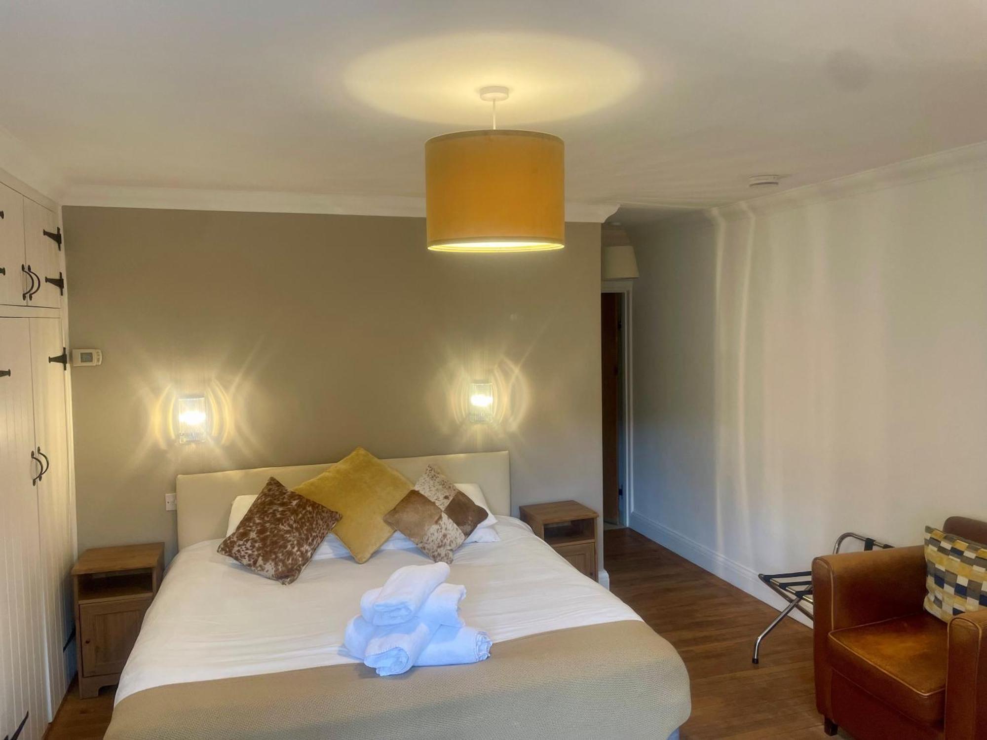 Old Selden Farm B&B Clapham  Экстерьер фото