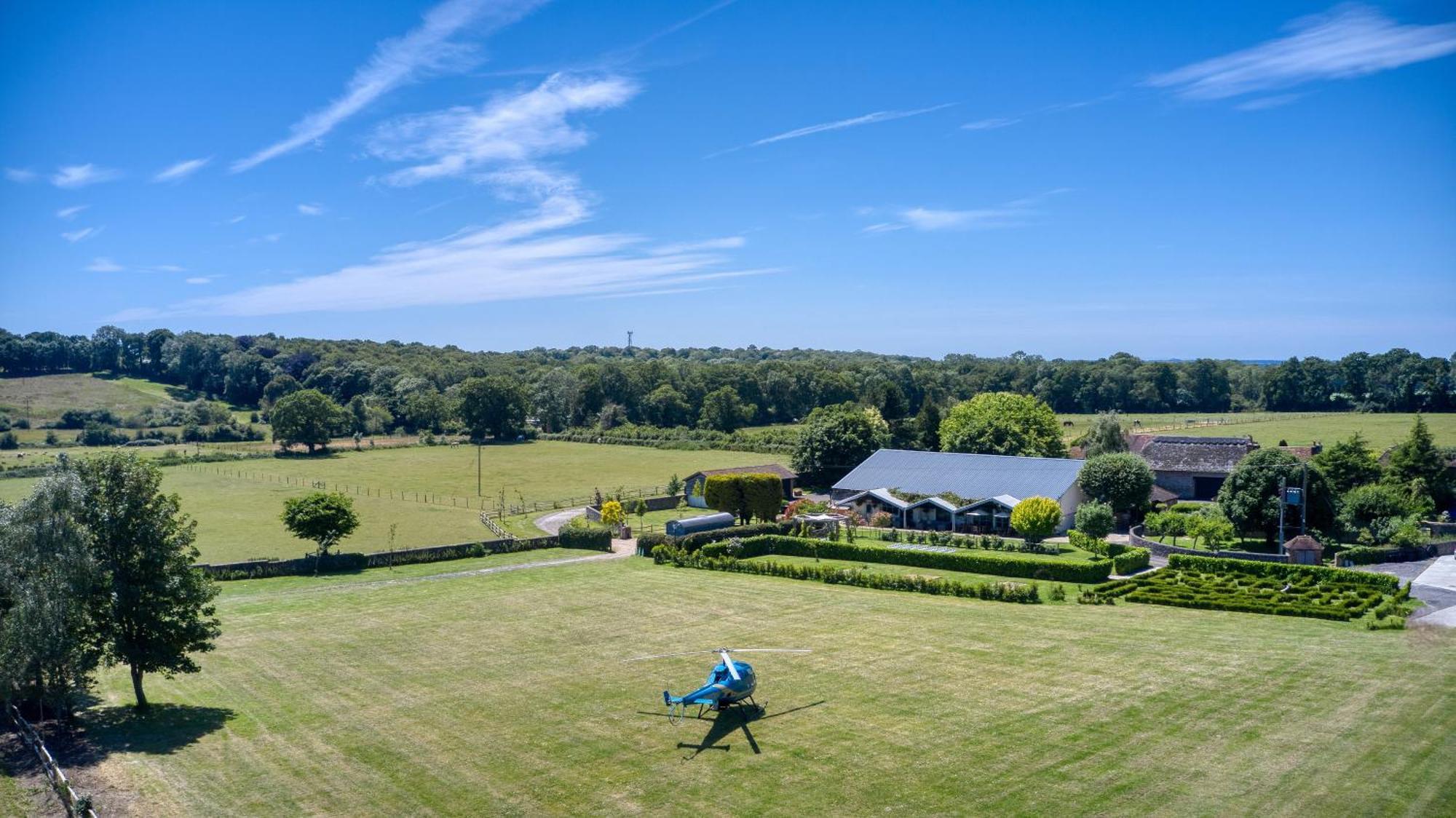 Old Selden Farm B&B Clapham  Экстерьер фото