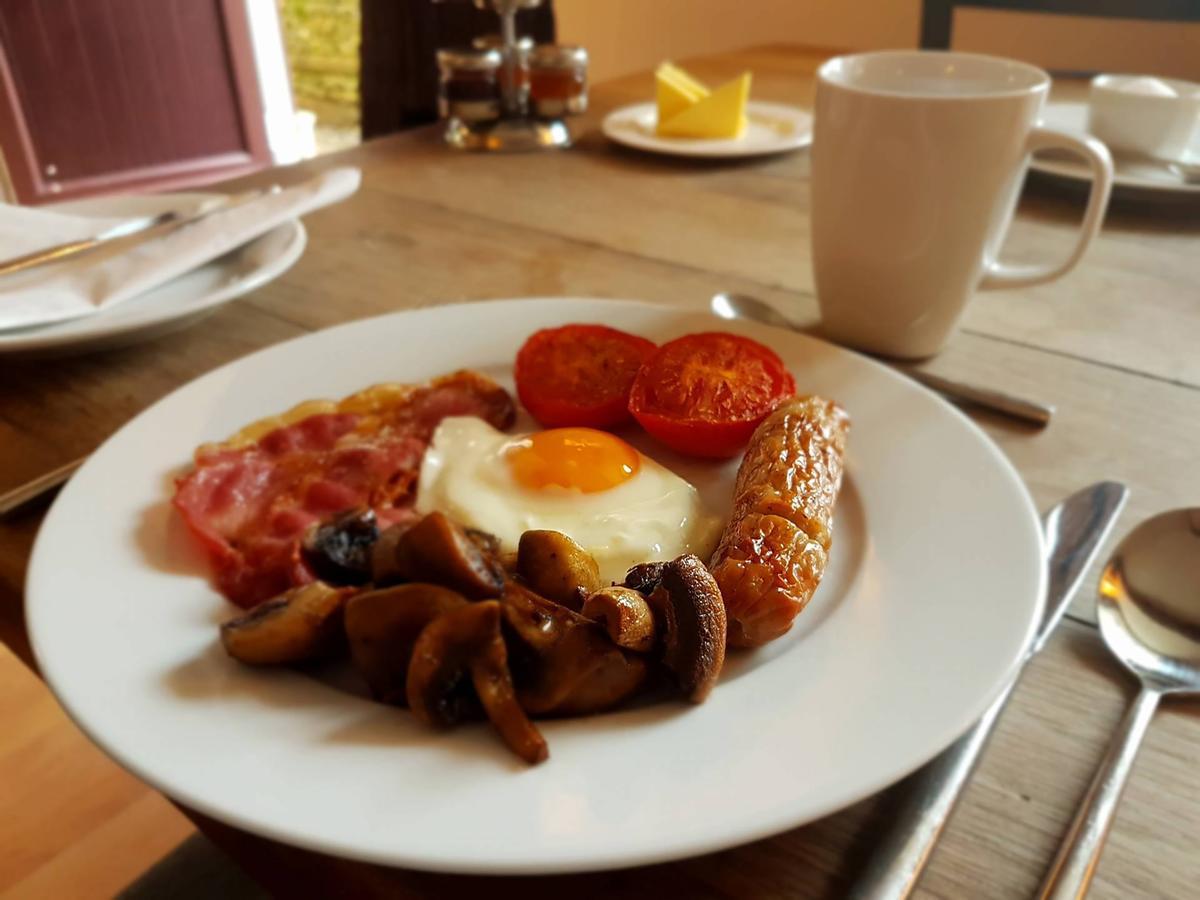 Old Selden Farm B&B Clapham  Экстерьер фото