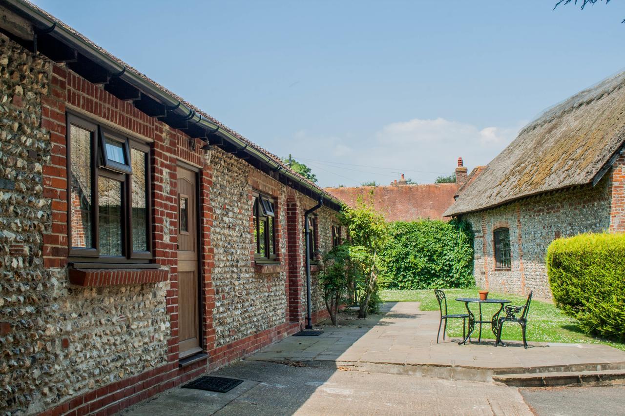 Old Selden Farm B&B Clapham  Экстерьер фото
